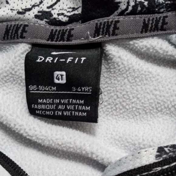 Nike Monochrome Graphic Hoodie - Picture 2 of 6